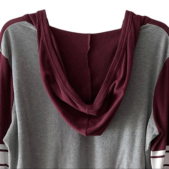 just be NYC Thermal Football Style V-neck Hooded Long Sleeve Shirt - Picture 9 of 16